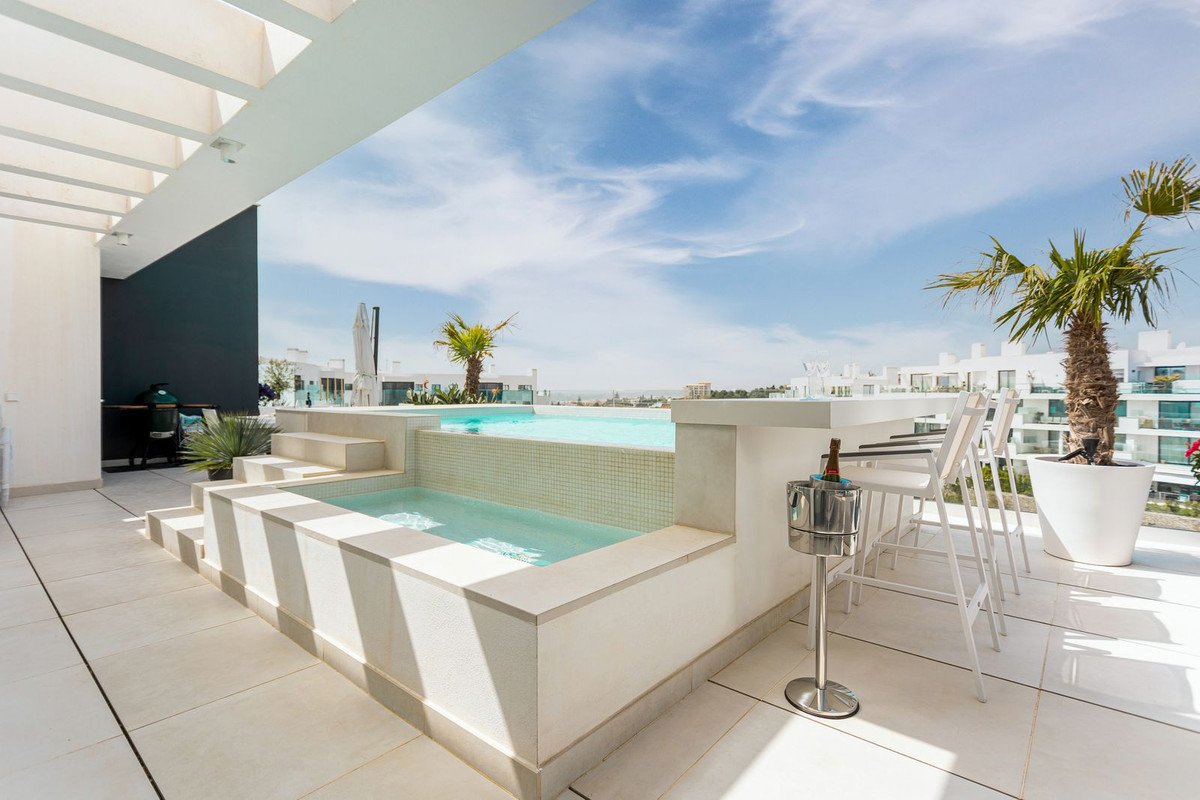3 Bed Penthouse in Fuengirola in Fuengirola, Penthouse