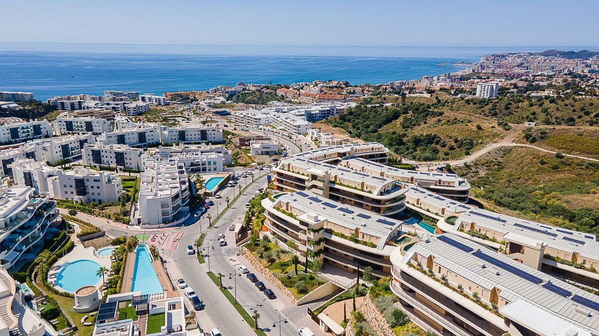2 Bed Tussenverdieping Appartement in Fuengirola in Fuengirola, 