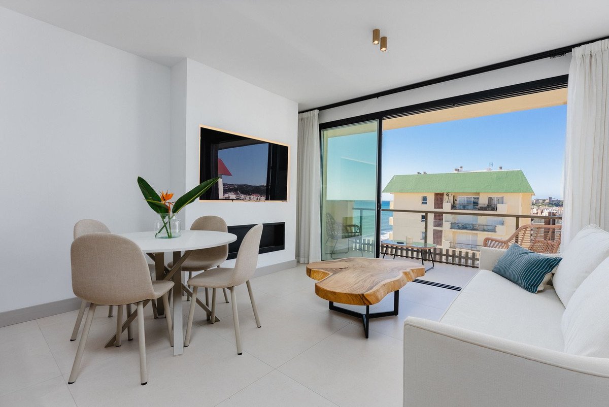2 Bed شقة في الطابق العلوي in Fuengirola في Fuengirola, شقة