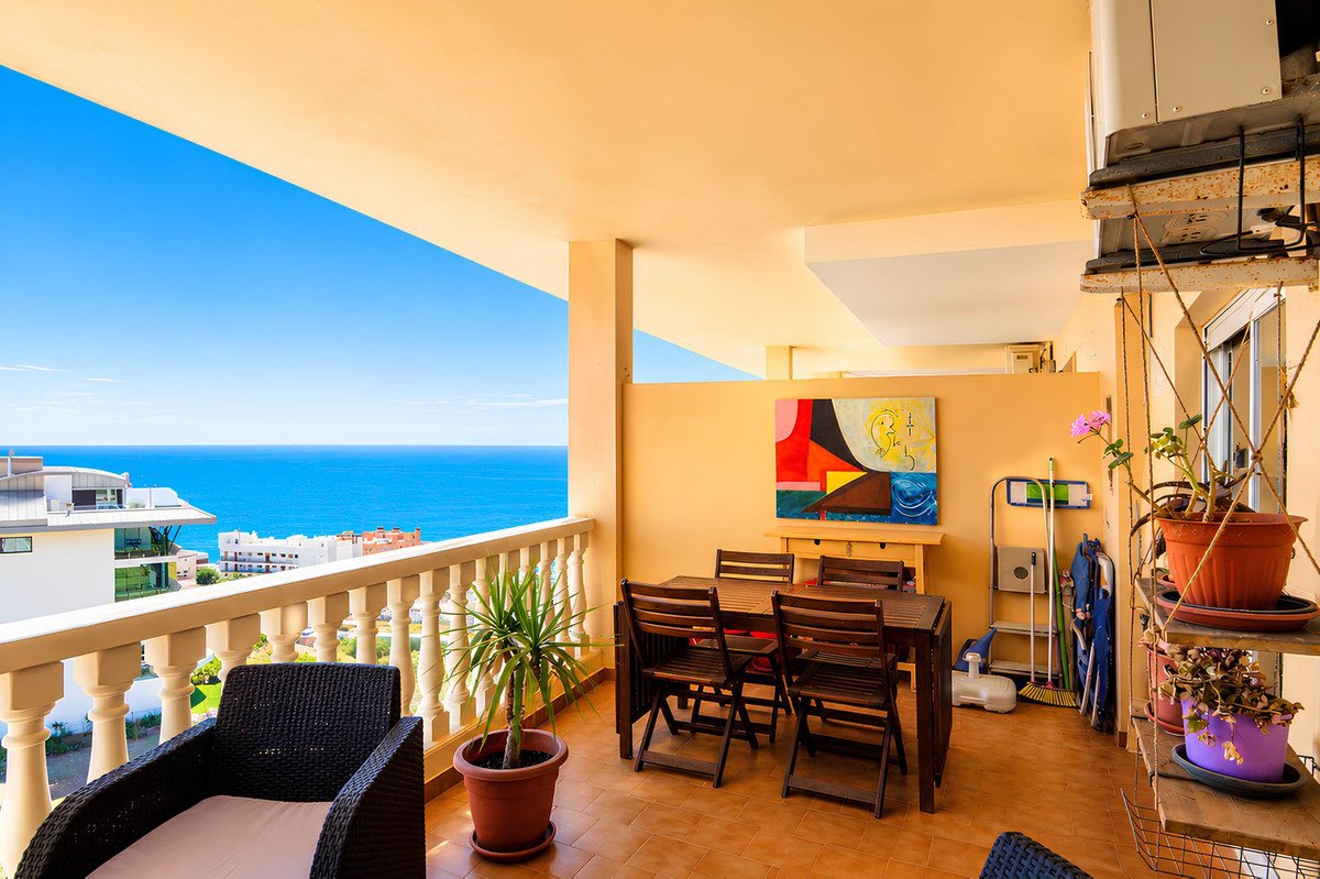 2 Bed Tussenverdieping Appartement in Fuengirola in Fuengirola, 