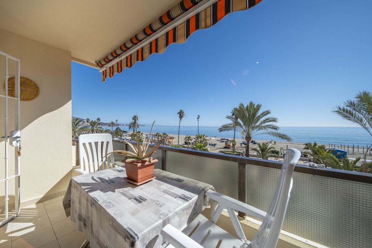 3 Bed Middle Floor Apartment in Fuengirola in Fuengirola, Apartment