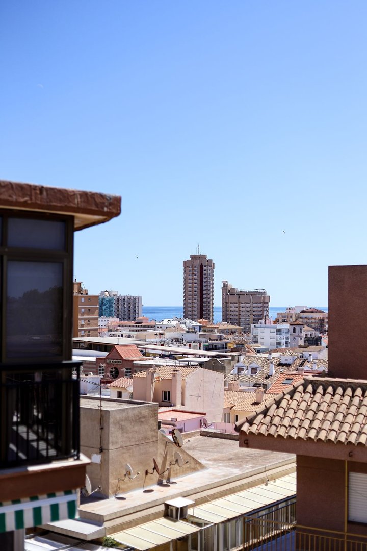 3 Bed شقة في الطابق العلوي in Fuengirola في Fuengirola, 