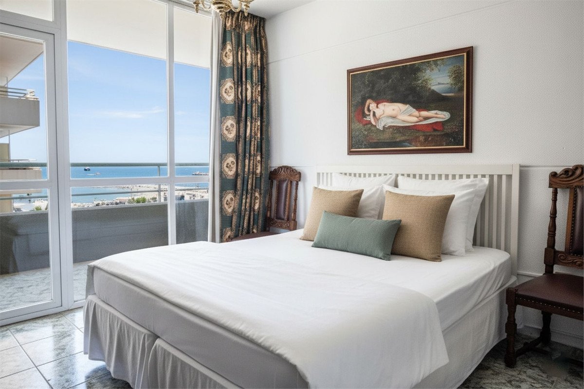 4 Bed Tussenverdieping Appartement in Fuengirola in Fuengirola, Appartement
