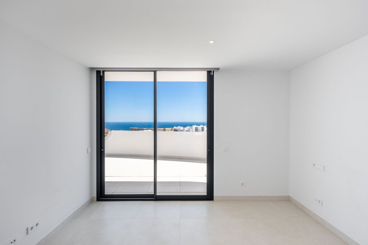 3 Bed Ρετιρέ in Fuengirola σε Fuengirola, 