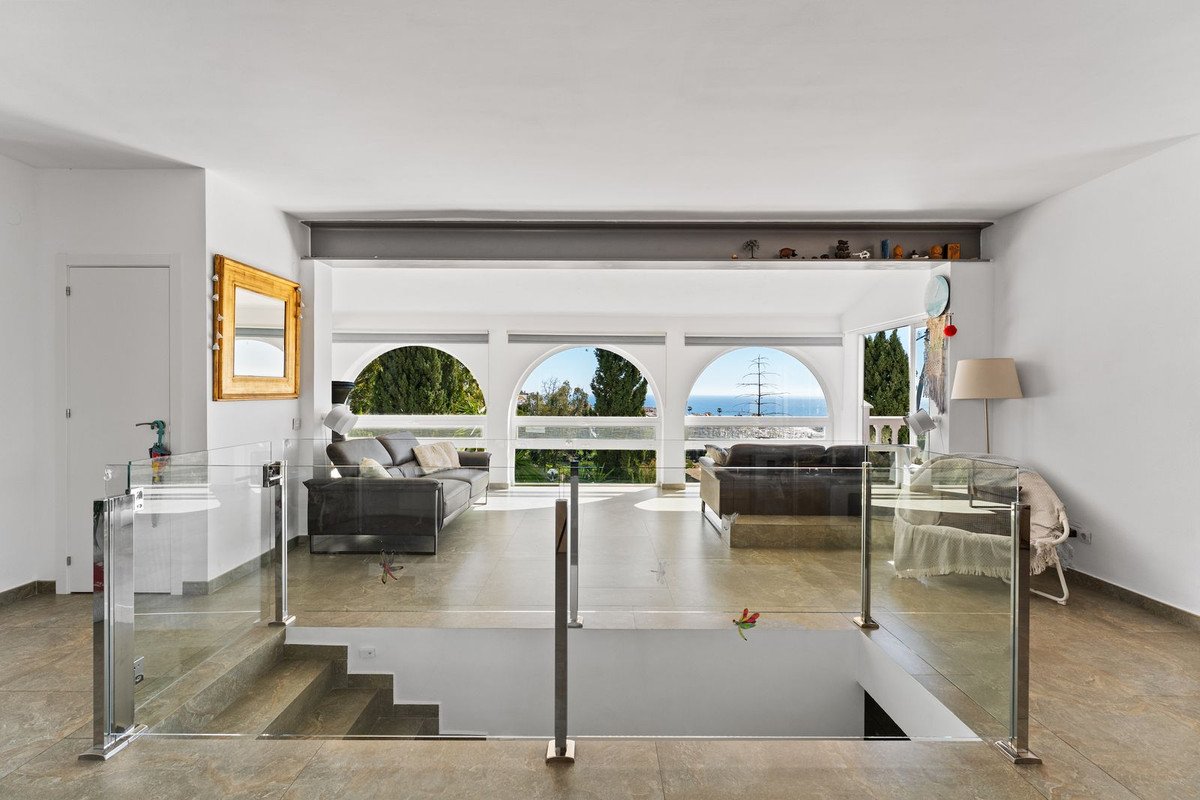 4 Bed فيلا مستقلة in Fuengirola في Fuengirola, 