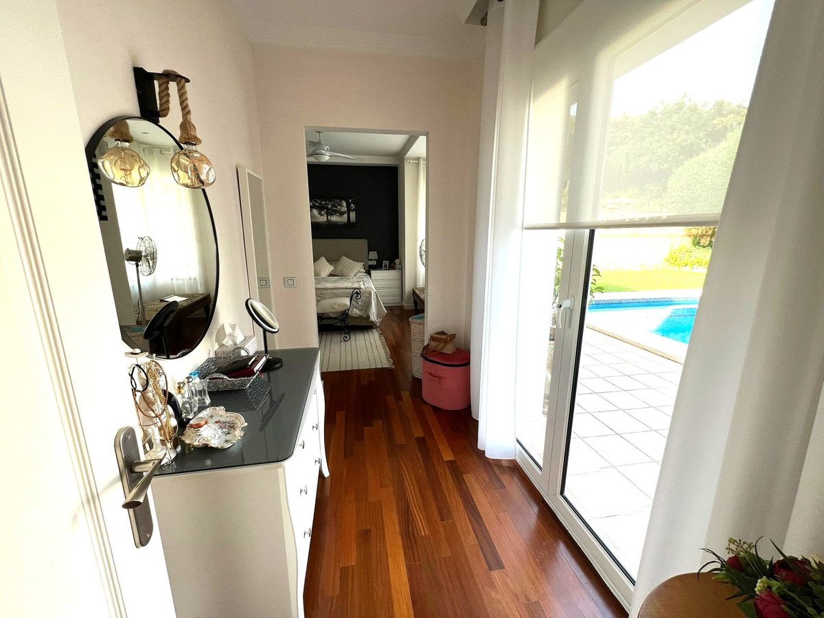 6 Bed Detached Villa in Sierrezuela in Sierrezuela, Detached Villa