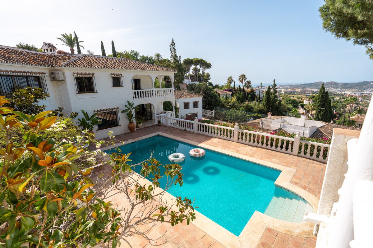 6 Bed Detached Villa in Sierrezuela in Sierrezuela, Detached Villa