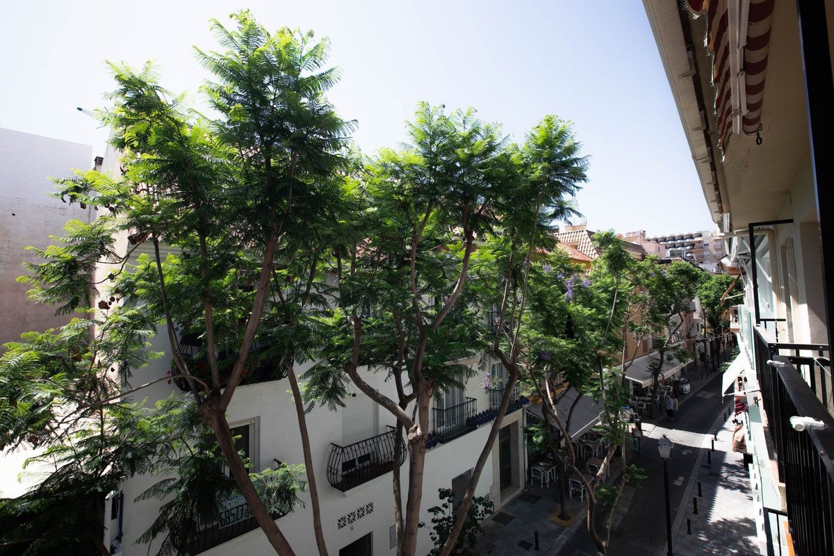 1 Bed شقة في الطابق الأوسط in Los Boliches في Los Boliches, 