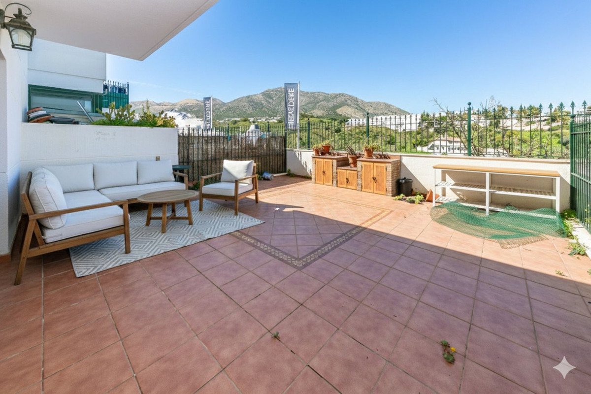 2 Bed Pohjakerroksen huoneisto in Torreblanca kohteessa Torreblanca, Asunto