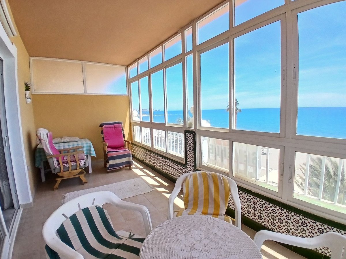 2 Bed Middle Floor Apartment in Torreblanca in Torreblanca, Apartment