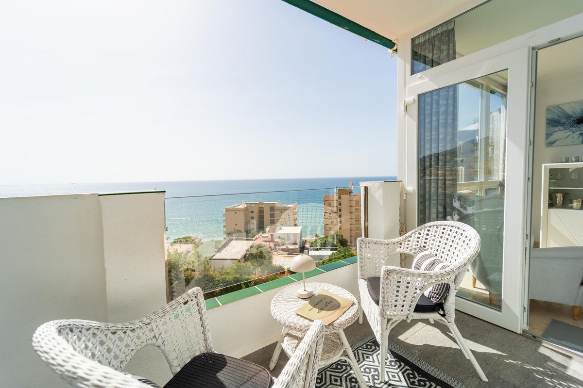 3 Bed Middle Floor Apartment in Torreblanca in Torreblanca, Apartment