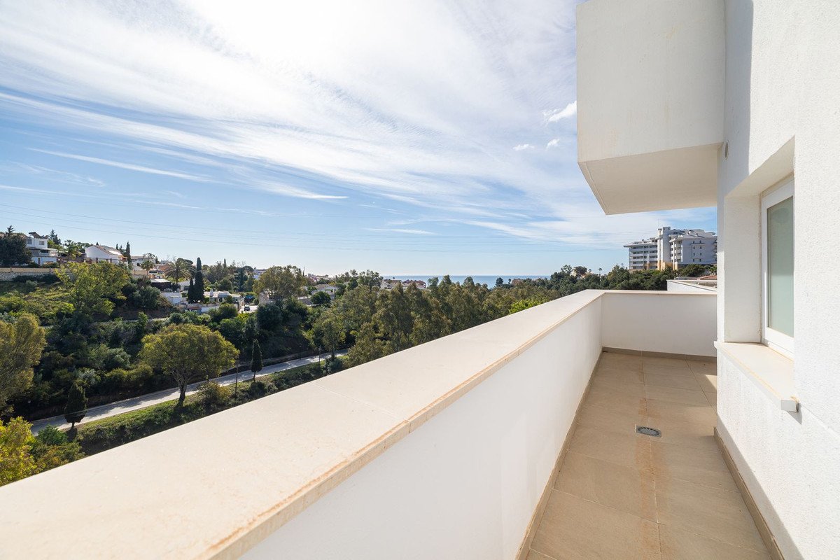 3 Bed شقة في الطابق الأرضي in Torreblanca في Torreblanca, شقة