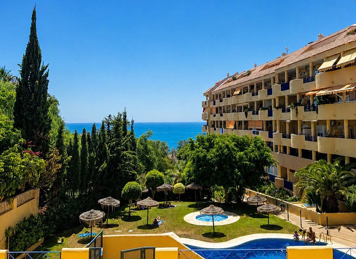 2 Bed Penthouse in Torreblanca in Torreblanca, Penthouse