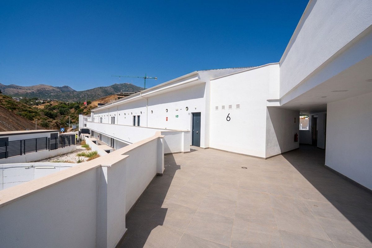 3 Bed بنتهاوس Duplex in Torreblanca في Torreblanca, شقة مزدوجة في الطابق العلوي