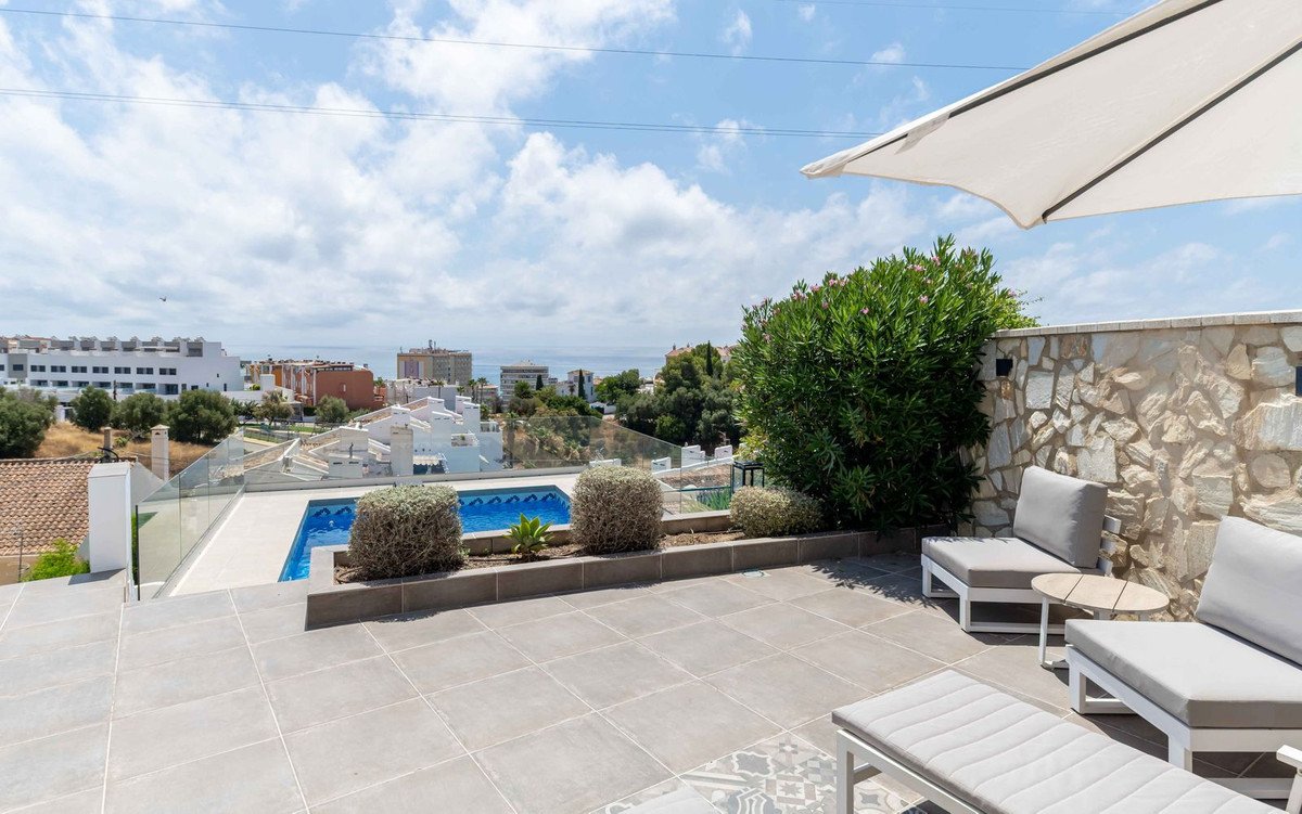 3 Bed فيلا مستقلة in Torreblanca في Torreblanca, فيلا منفصلة