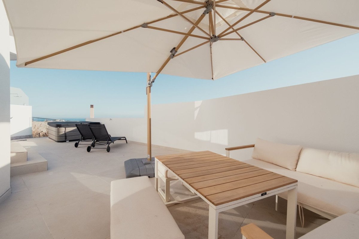 3 Bed Dvojdomek in Torreblanca