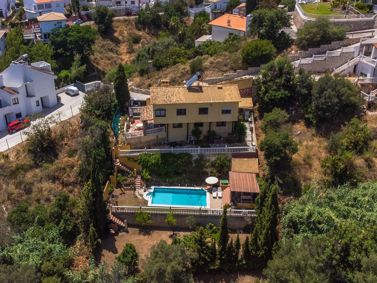 4 Bed Detached Villa in Torreblanca in Torreblanca, Detached Villa