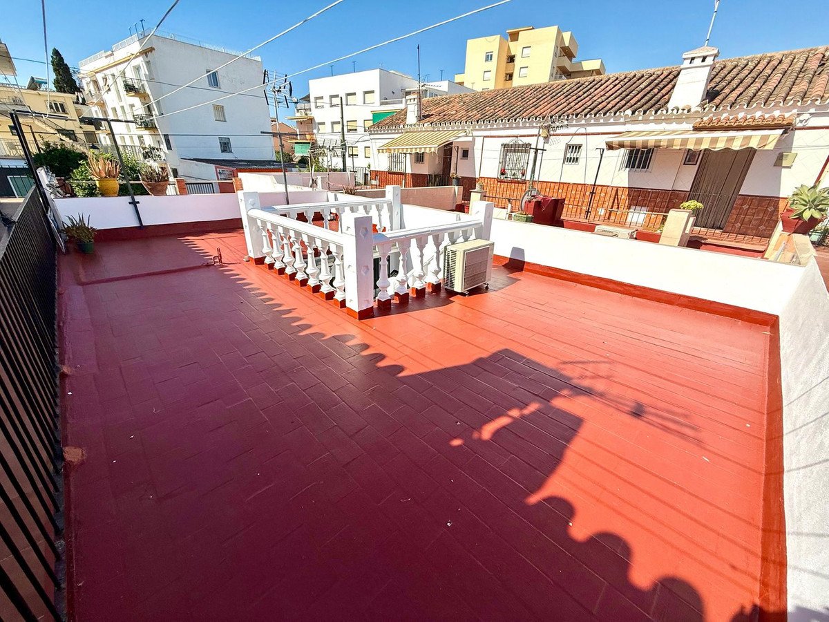3 Bed Semi-Detached House in Fuengirola
