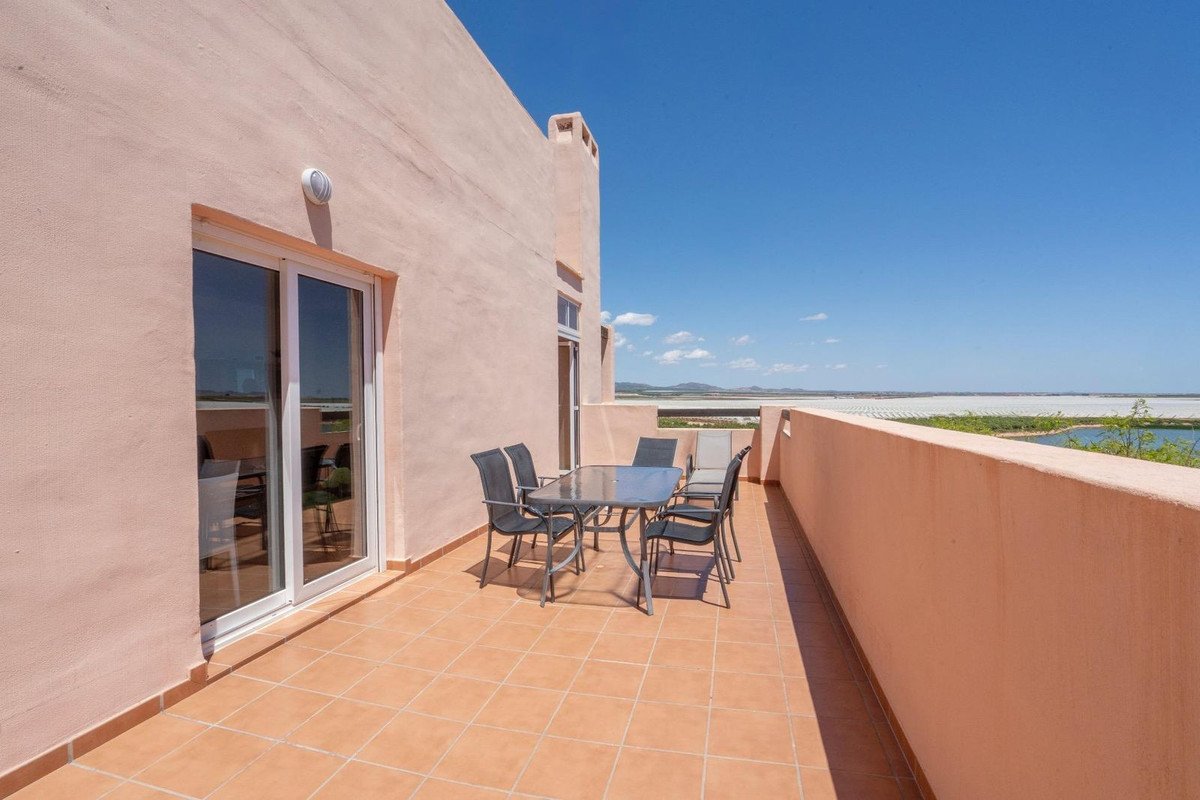 2 Bed شقة في الطابق العلوي in Condado de Alhama Golf Resort في Condado de Alhama Golf Resort, 