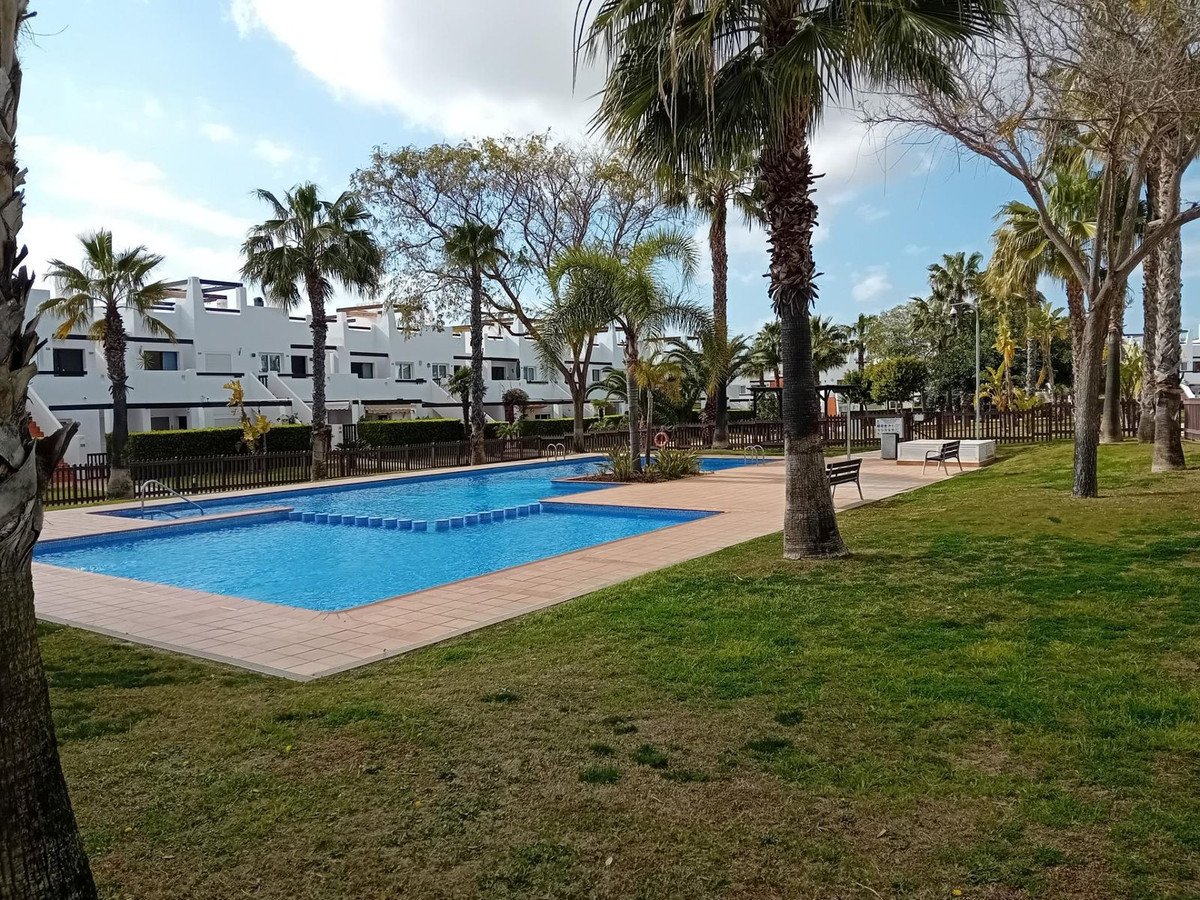 3 Bed شقة في الطابق الأرضي in Condado de Alhama Golf Resort في Condado de Alhama Golf Resort, شقة