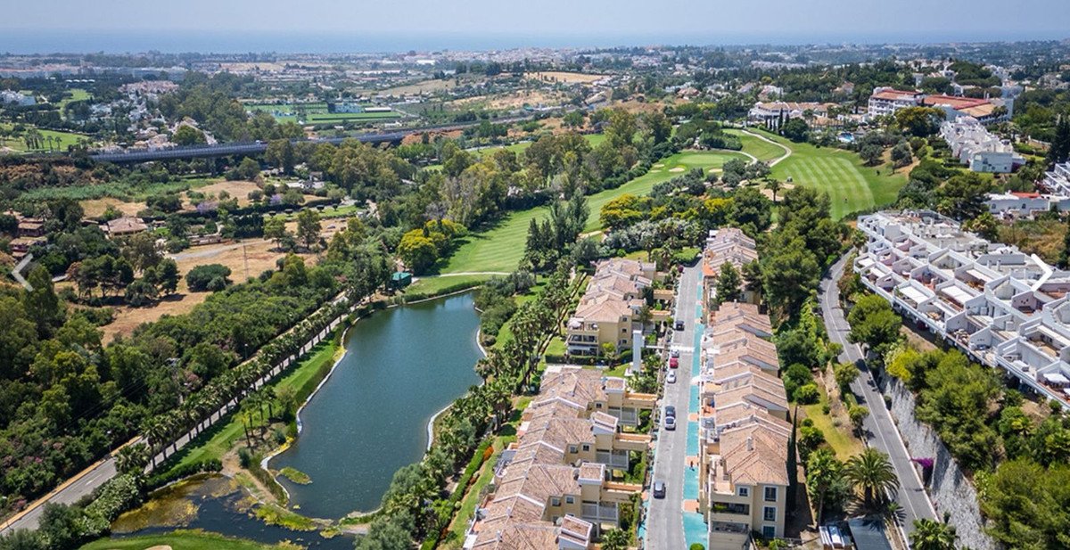 3 Bed شقة في الطابق الأوسط in La Quinta في La Quinta, شقة