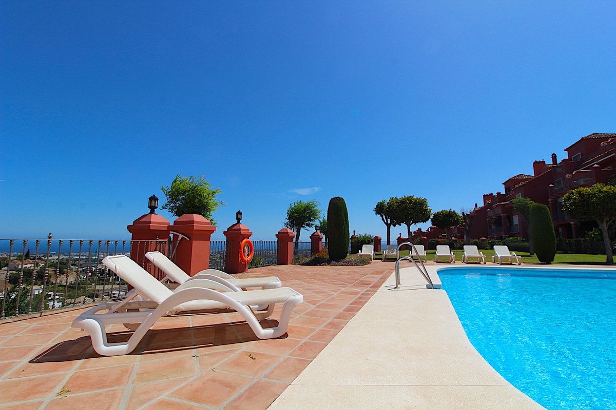 2 Bed Апартамент на партера in Monte Halcones в Monte Halcones, Апартамент