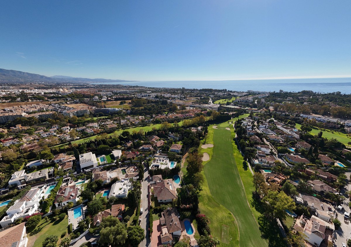 4 Bed Detached Villa in Guadalmina Alta in Guadalmina Alta, Detached Villa