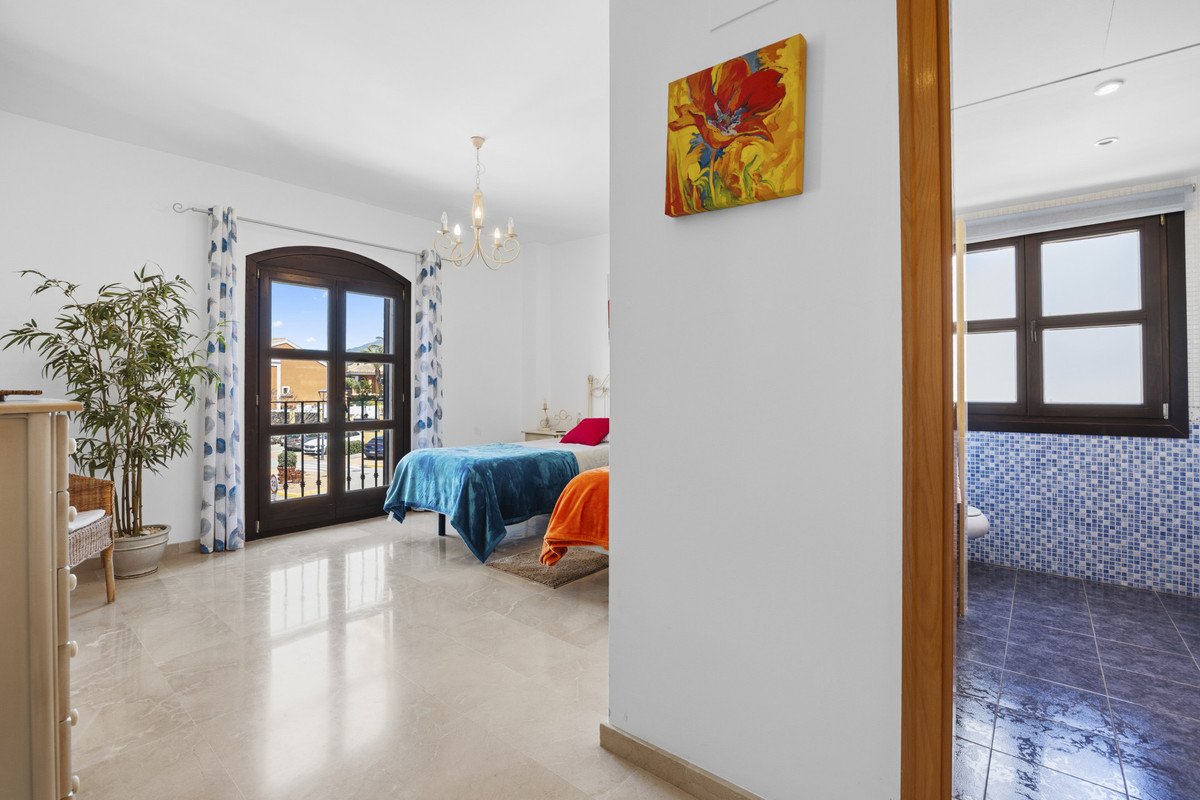5 Bed Detached Villa in Guadalmina Alta in Guadalmina Alta — Detached Villa
