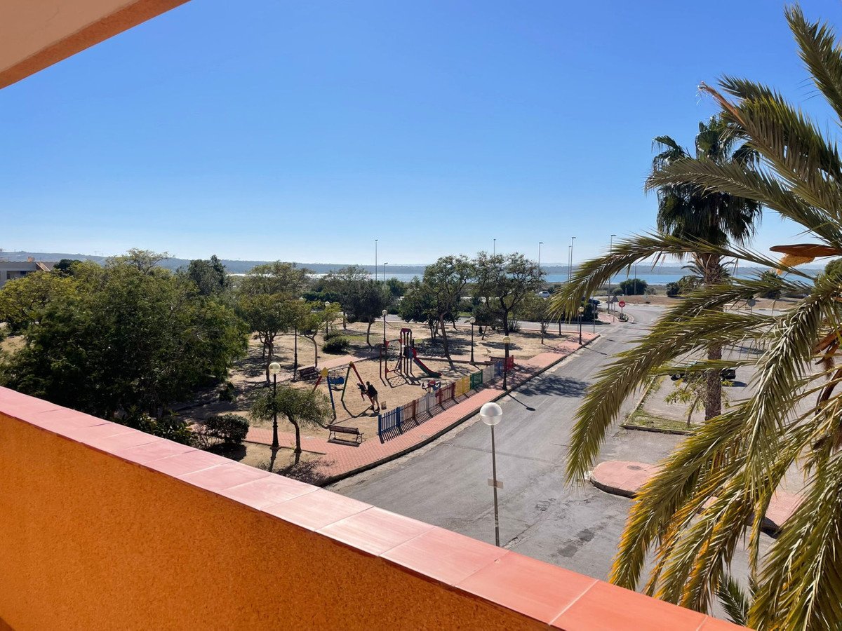 2 Bed Middle Floor Apartment in Guardamar del Segura in Guardamar del Segura, Apartment