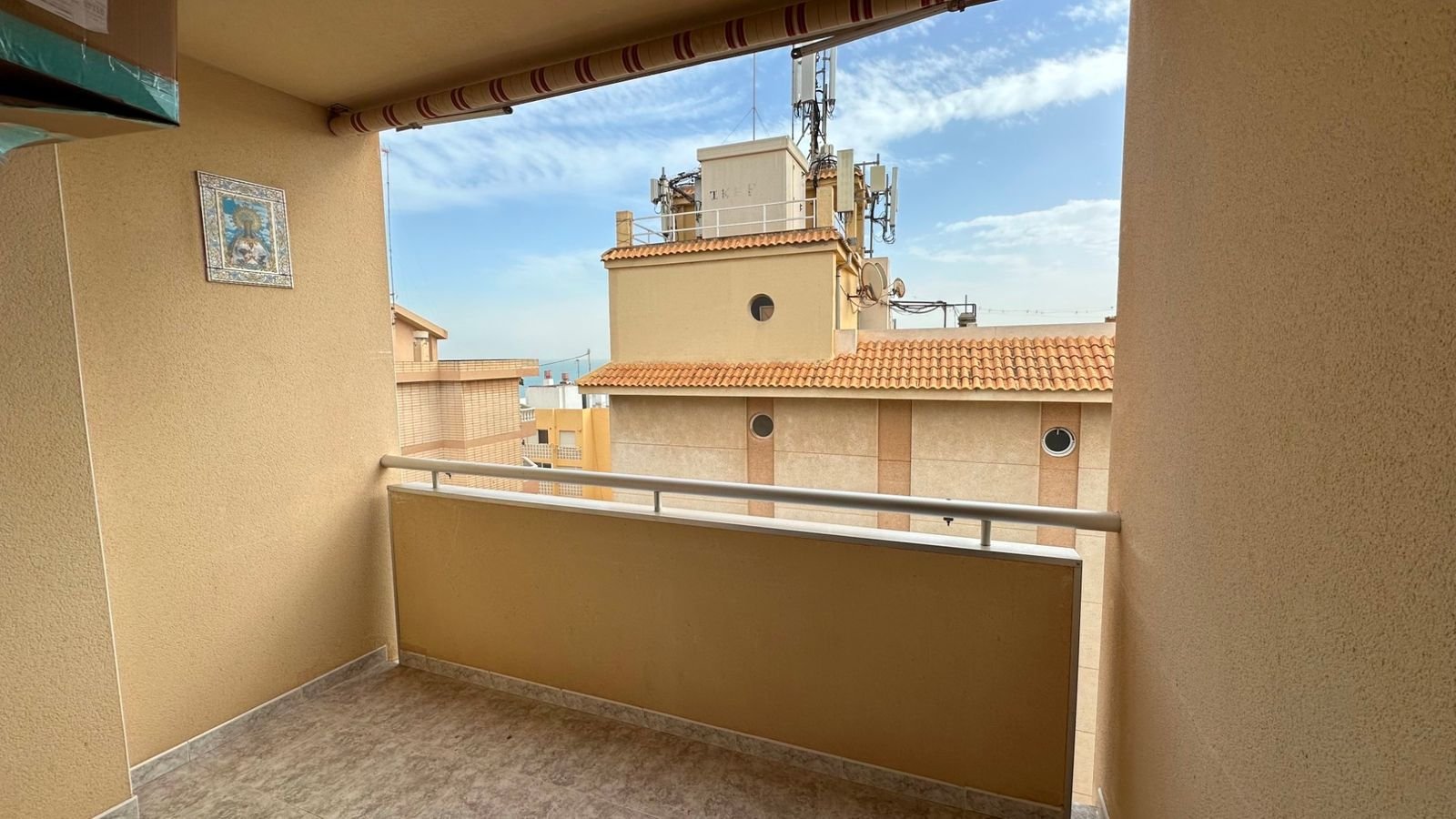 2 Bed شقة في الطابق الأوسط in Guardamar del Segura في Guardamar del Segura, شقة