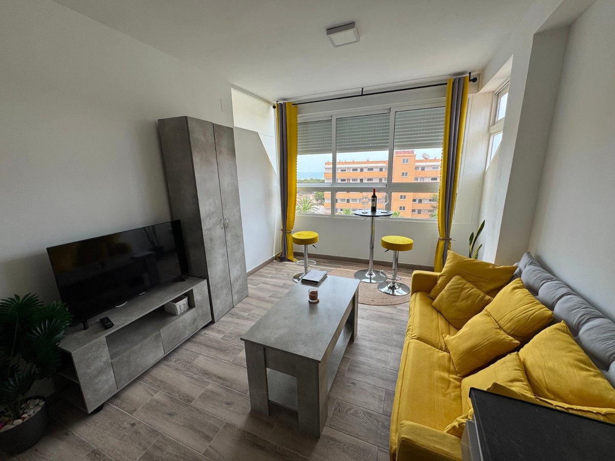 2 Bed شقة في الطابق الأوسط in Guardamar del Segura في Guardamar del Segura, شقة
