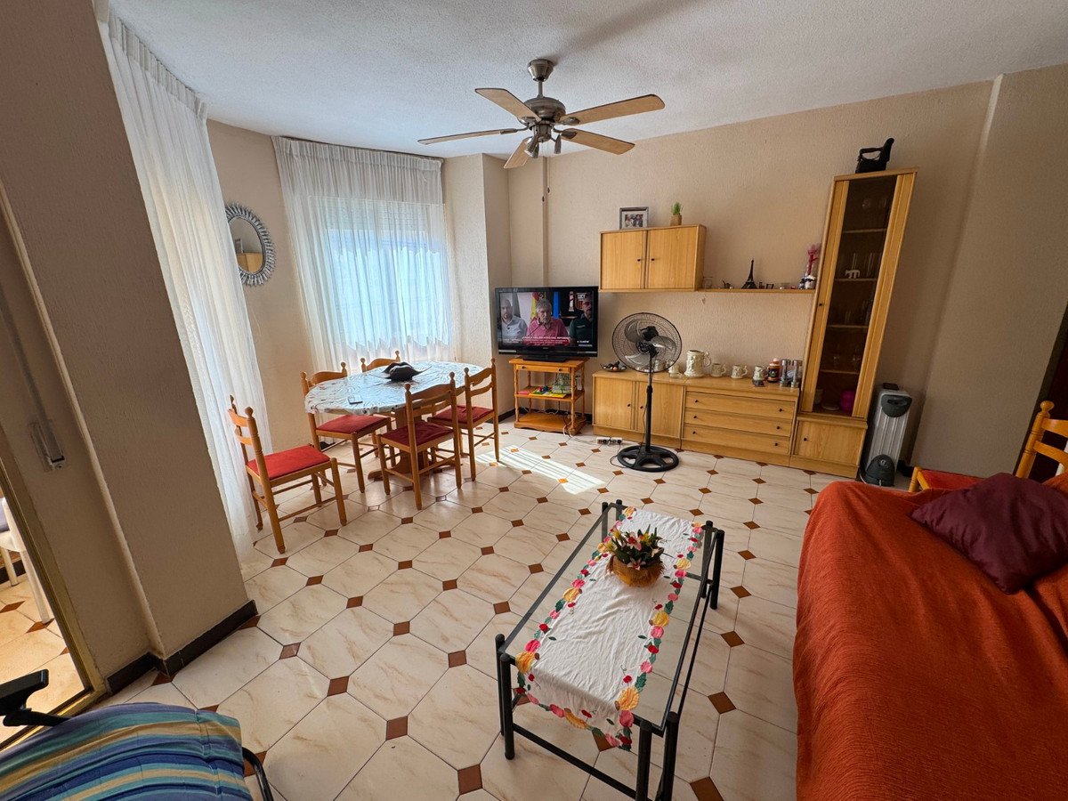 3 Bed Tussenverdieping Appartement in Guardamar del Segura in Guardamar del Segura, 
