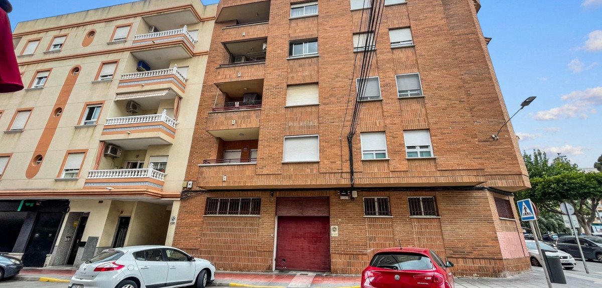 4 Bed شقة في الطابق الأوسط in Guardamar del Segura في Guardamar del Segura, شقة