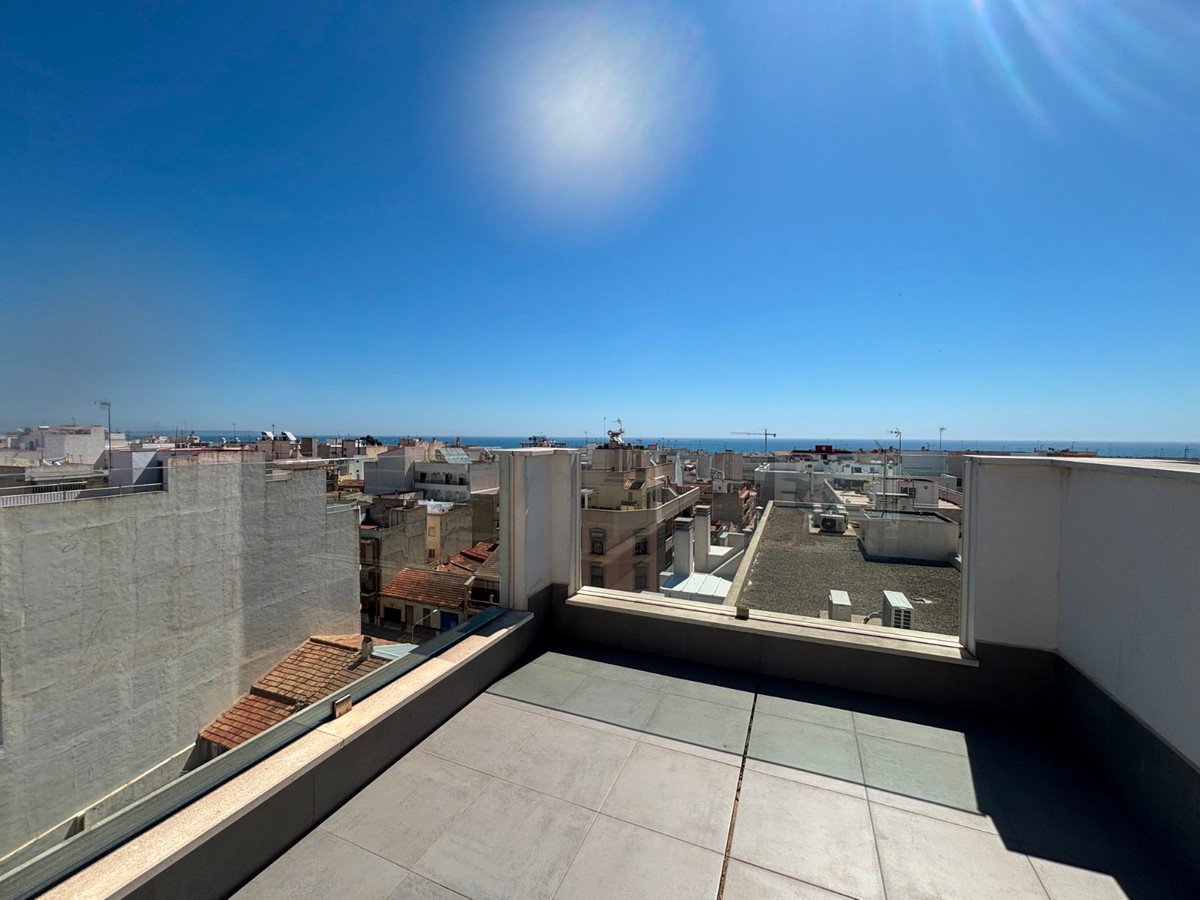 2 Bed بنتهاوس in Guardamar del Segura في Guardamar del Segura, بنتهاوس
