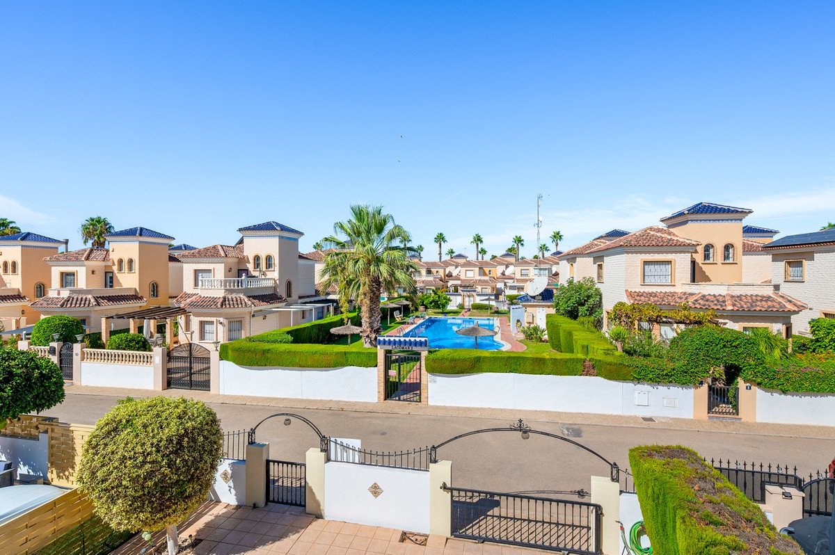 3 Bed Detached Villa in Guardamar del Segura in Guardamar del Segura, Detached Villa