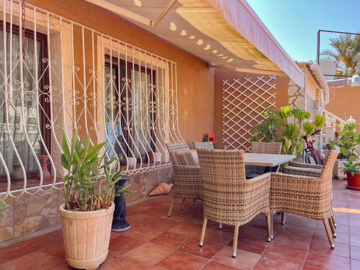 6 Bed فيلا مستقلة in La Marina في La Marina, فيلا منفصلة