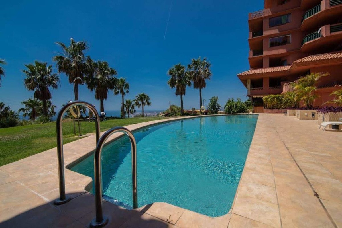 3 Bed Penthouse in Higueron in Higueron, Penthouse