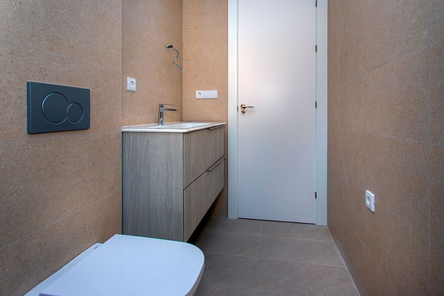 EDIFICIO CASA PEREA - KEY READY!