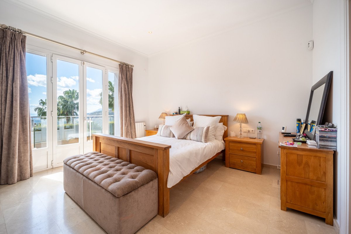 4 Bed Detached Villa in Istán in Istán, Detached Villa