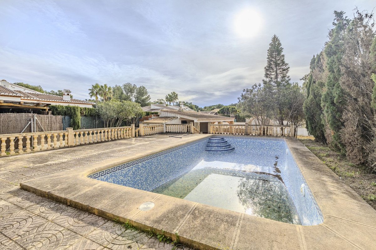 3 Bed فيلا مستقلة in Javea في Javea, فيلا منفصلة