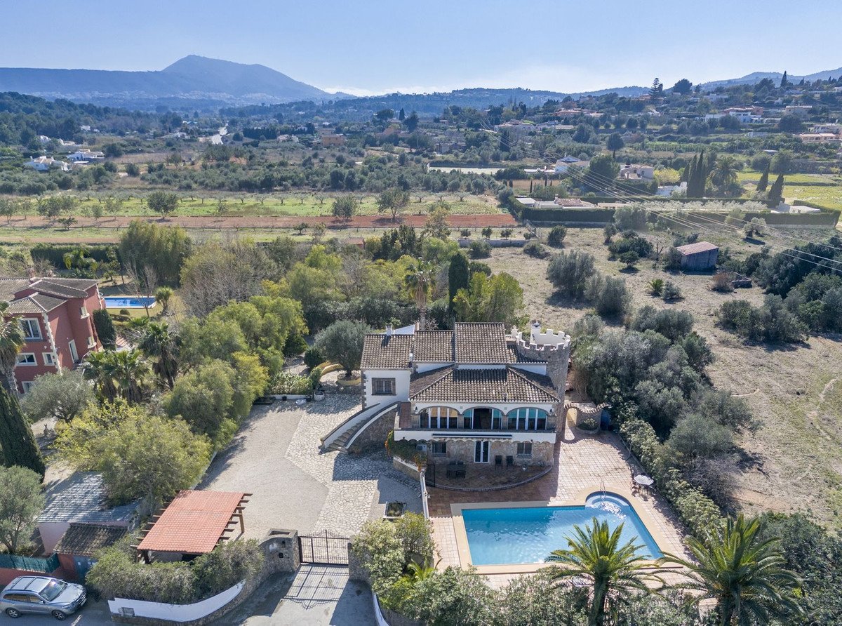 6 Bed فيلا مستقلة in Javea في Javea, فيلا مستقلة