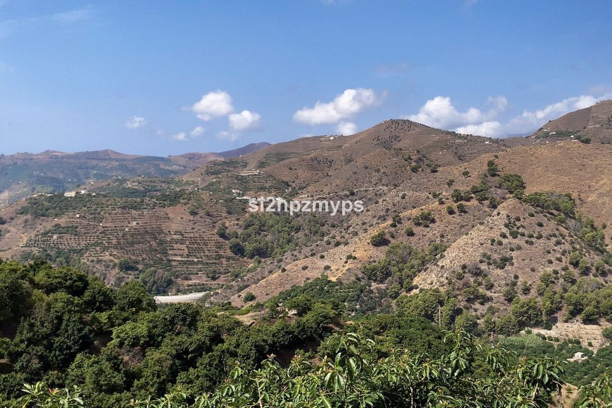 3 Bed Detached Villa in Jete in Jete, Detached Villa