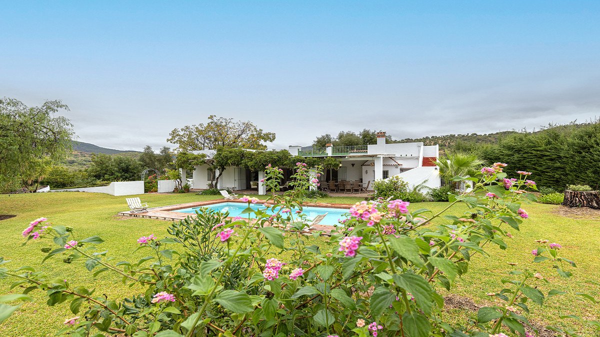 3 Bed مزرعة فينكا in San Pablo de Buceite في San Pablo de Buceite, 