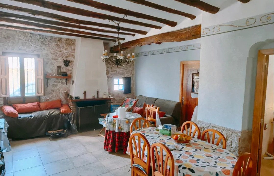 6 Bed Finca in Yecla in Yecla, 