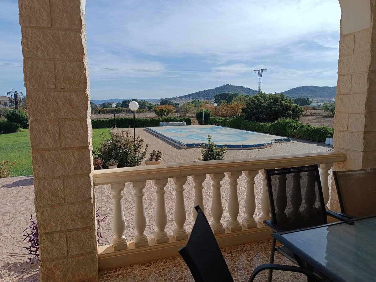 3 Bed Vrijstaande Villa in Yecla in Yecla, 