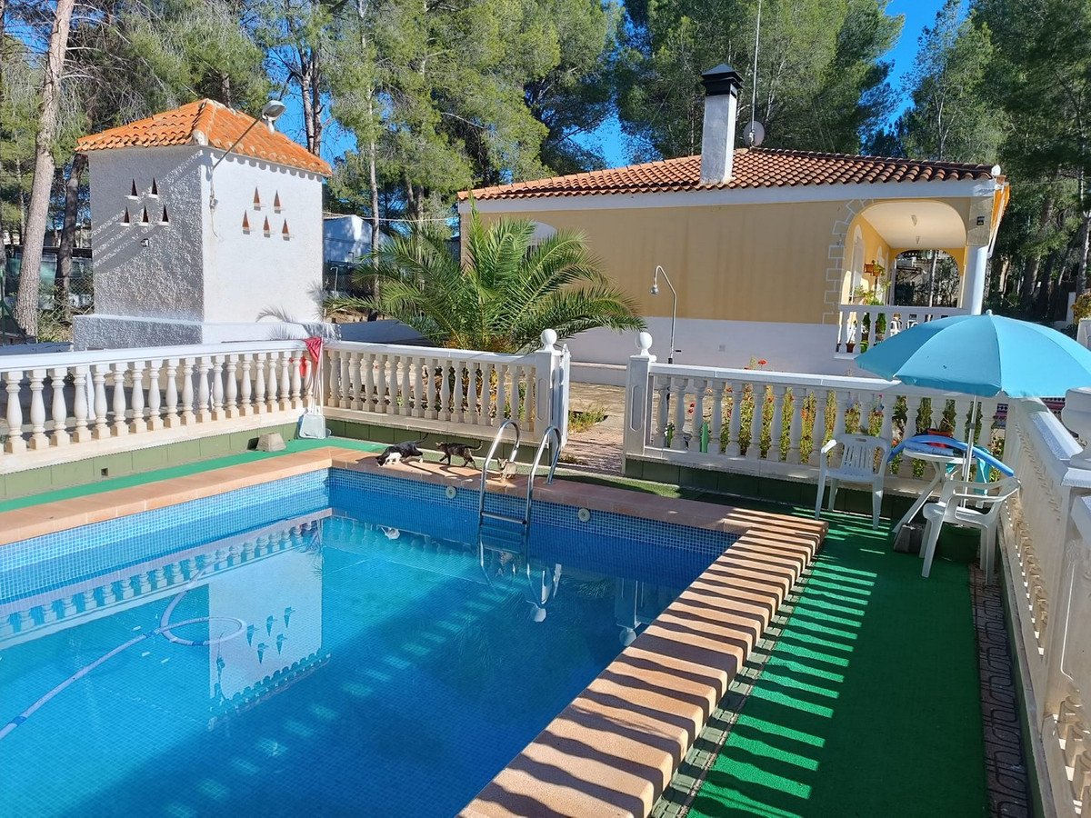 4 Bed Vrijstaande Villa in Yecla in Yecla, 