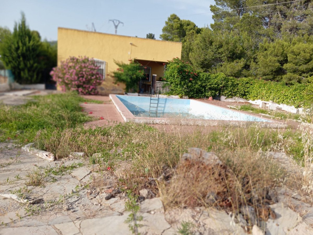 5 Bed Detached Villa in Yecla in Yecla, Detached Villa