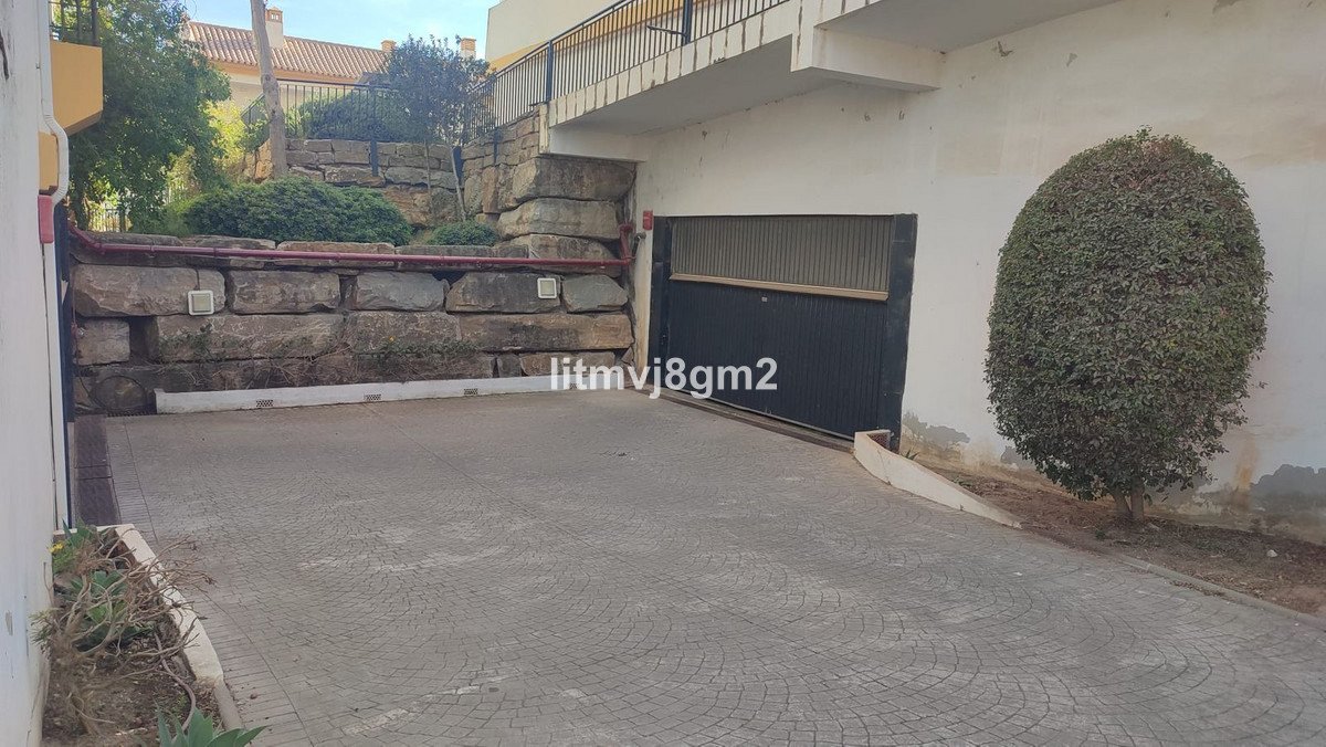 Parking Space in La Cala 위치 La Cala — 주차 공간