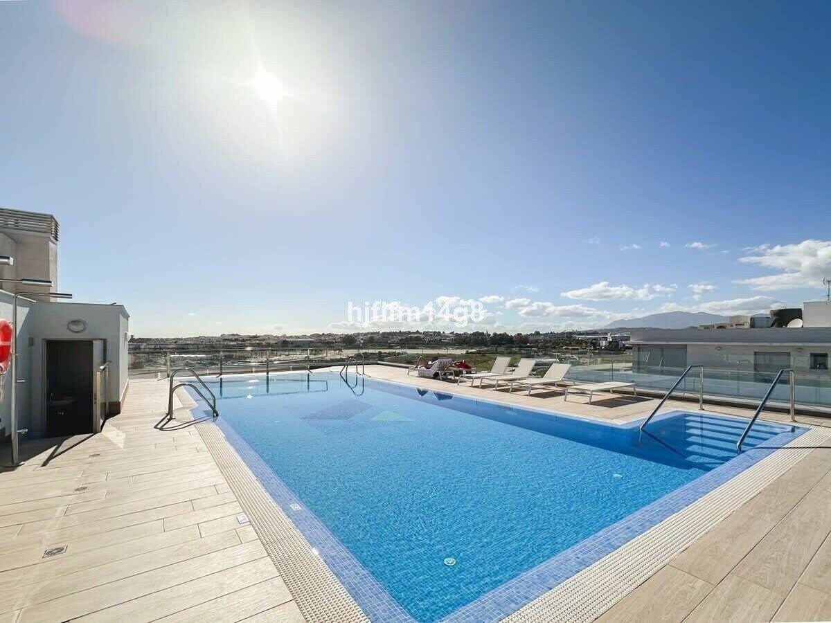 2 Bed Middle Floor Apartment in La Campana in La Campana, Apartment