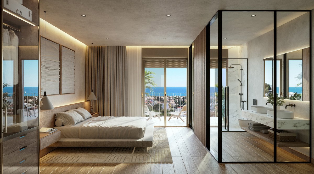 2 Bed Ground Floor Apartment in La Carihuela in La Carihuela, Apartment